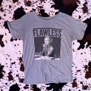 Grey marlyn Monroe tshirt